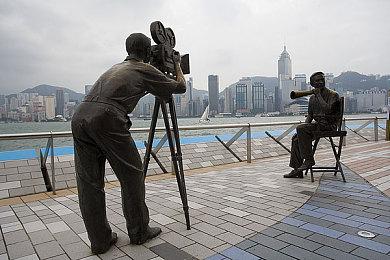 全球首个吉瓦级液流电池智能工厂珠海投产 生产不燃不爆的“巨型充电宝”